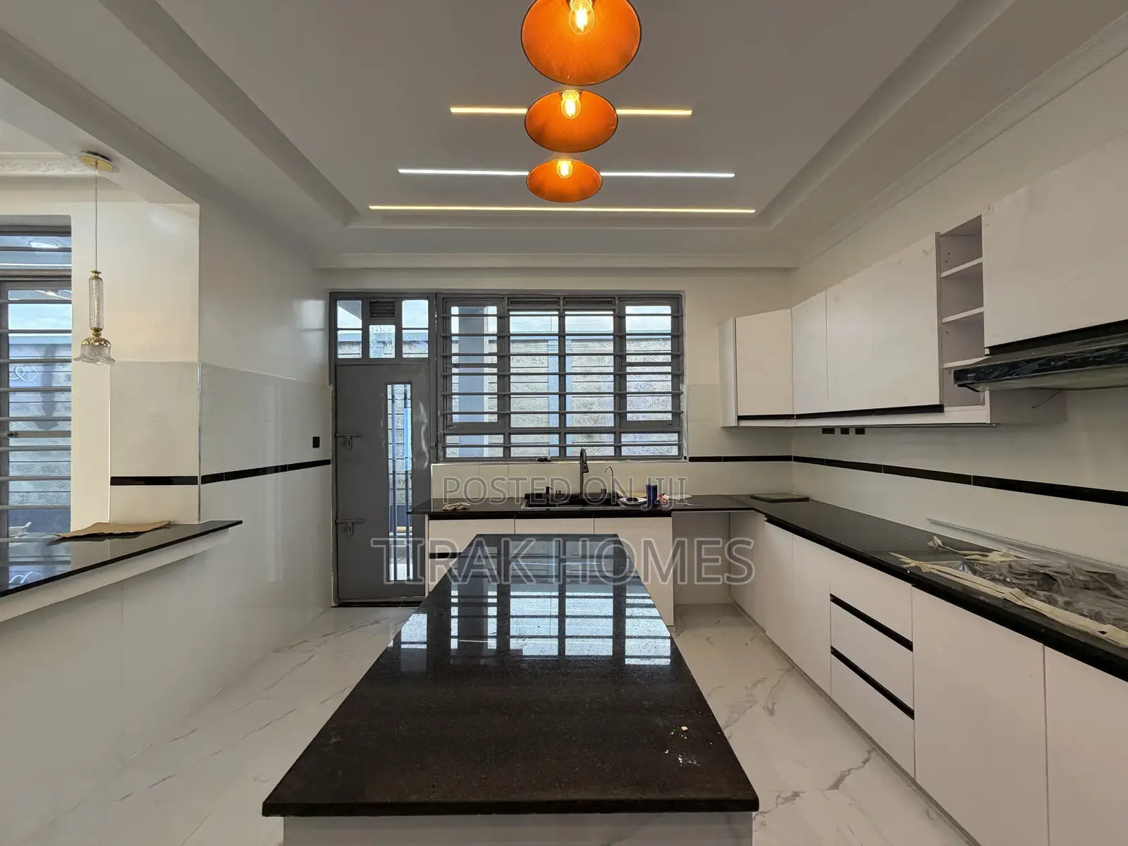 4bdrm Maisonette in Kwa Kairu for sale