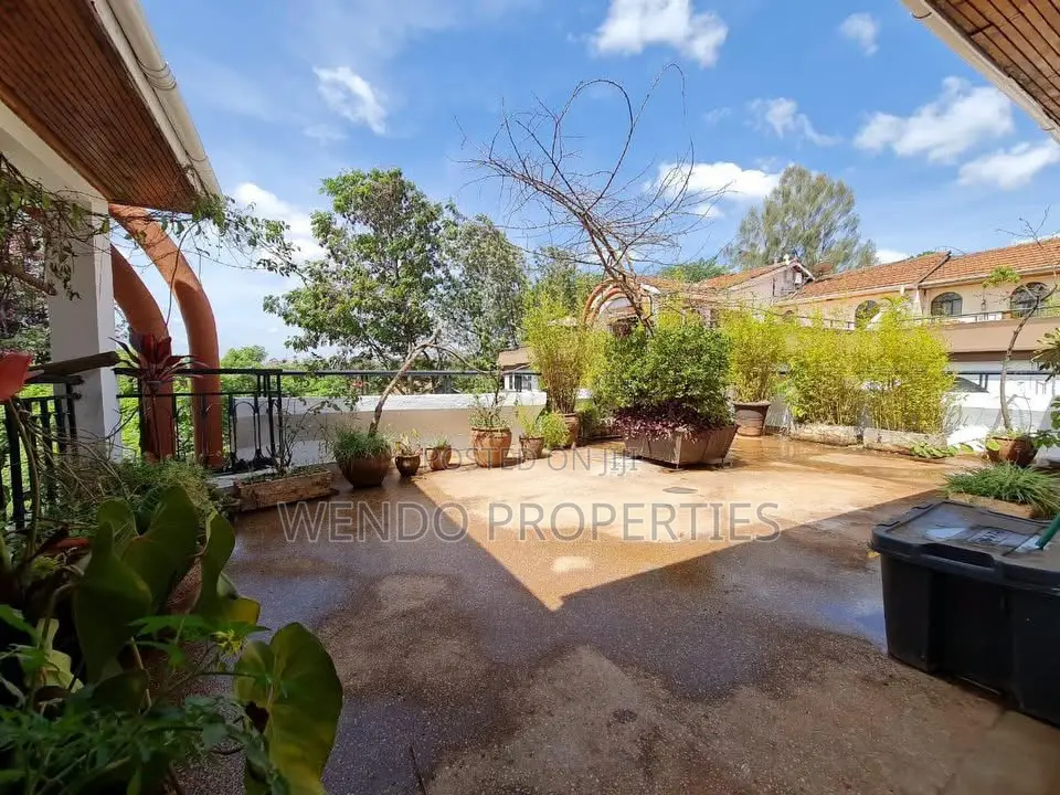 3bdrm Penthouse in Raphta Road Area for rent