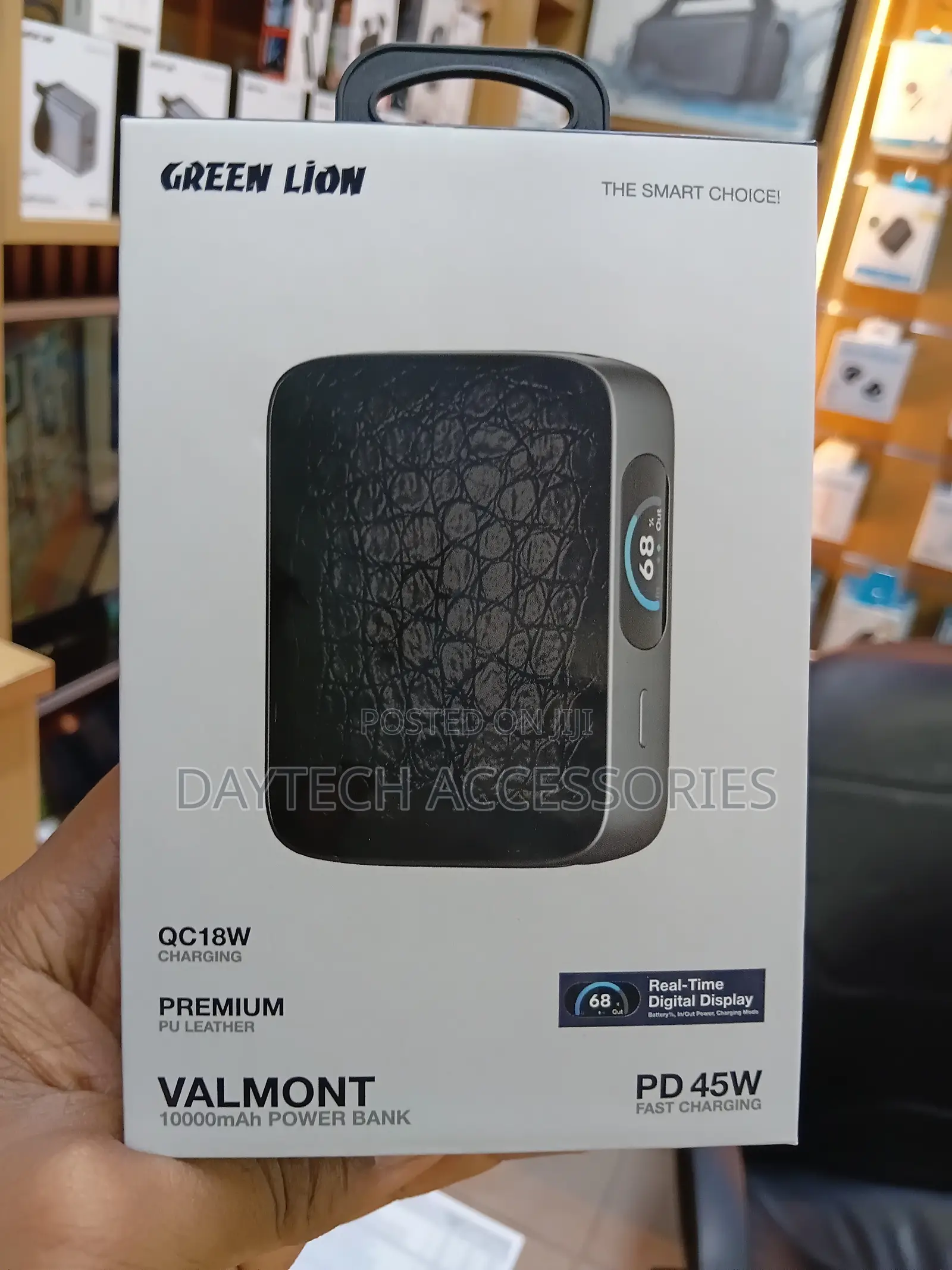 Green Lion Valmont 10000mAh Power Bank - Black