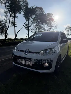 Volkswagen Up 2018 White
