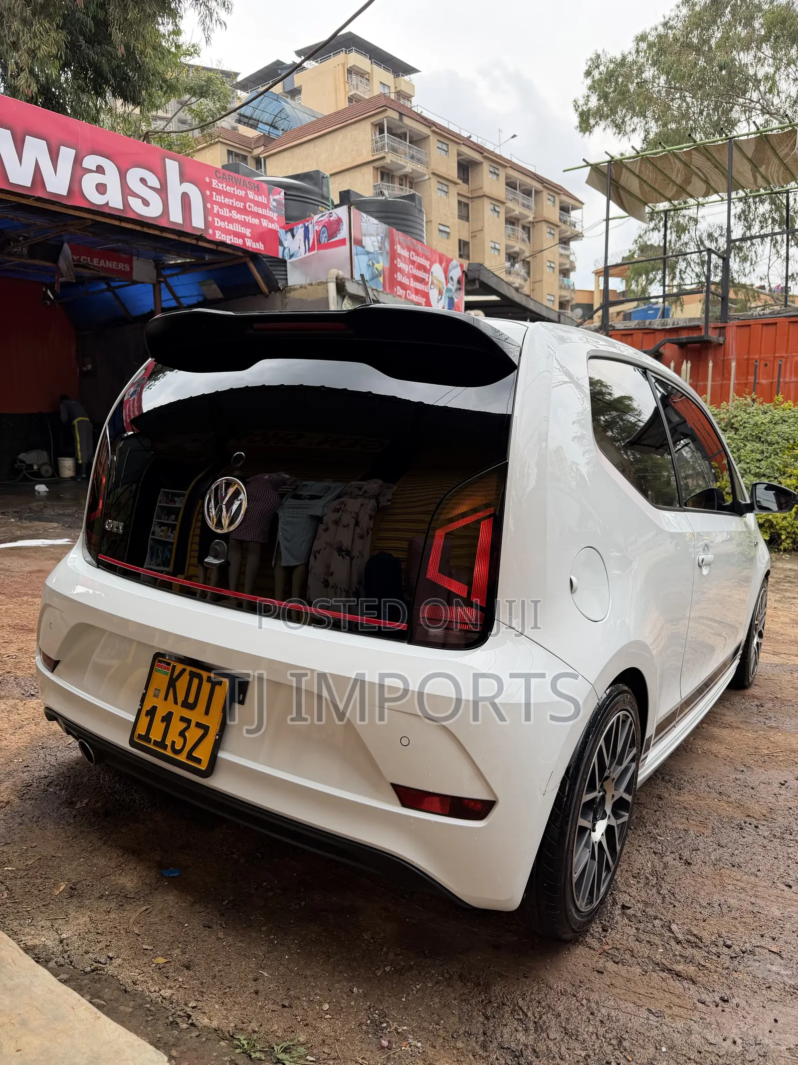 Volkswagen Up 2018 White