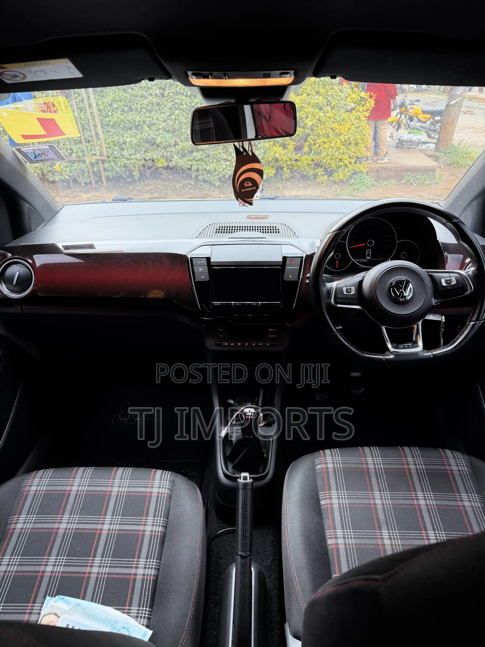 Volkswagen Up 2018 White