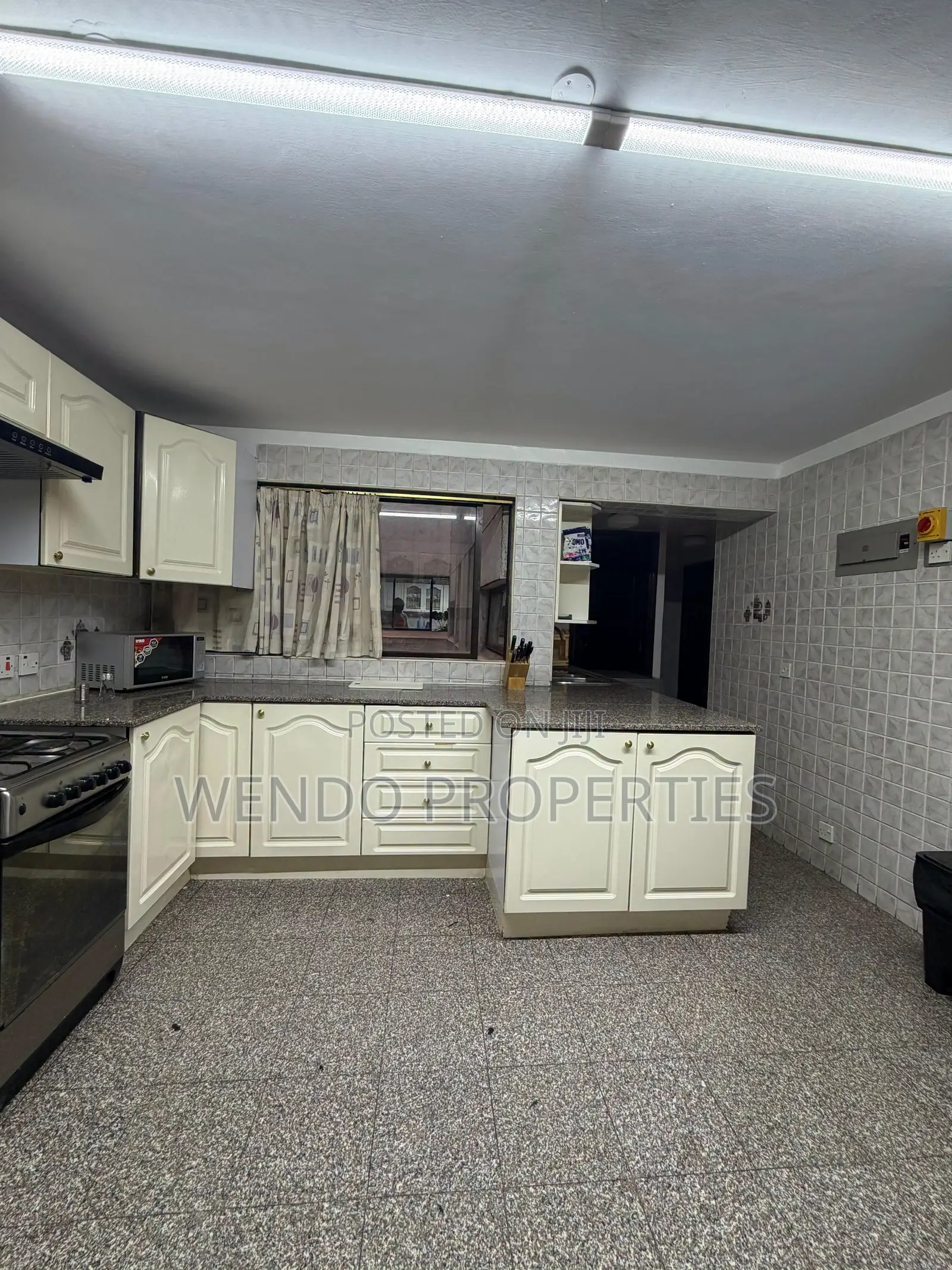 3bdrm Apartment in Raphta Road Area for rent