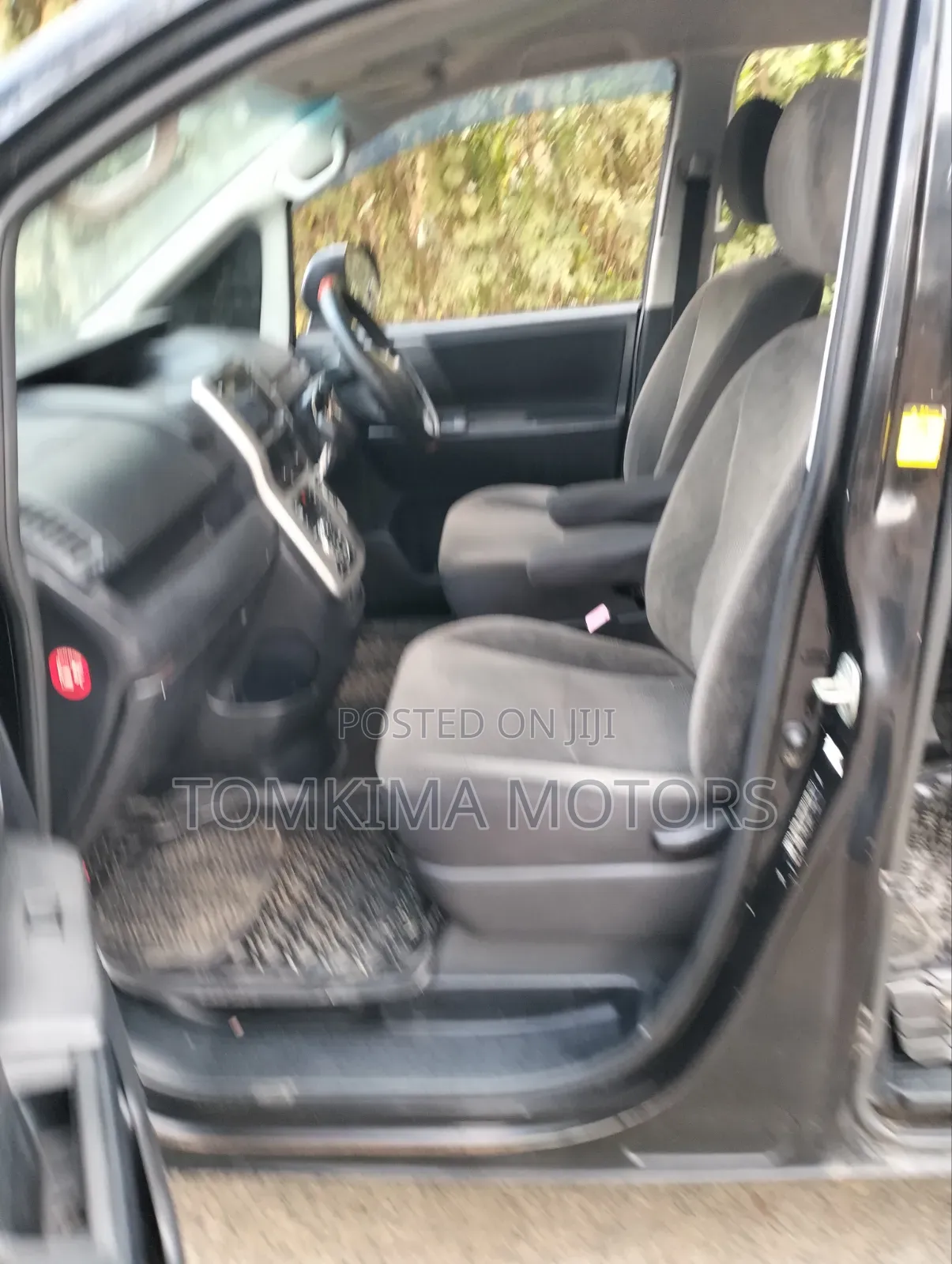 Toyota Noah 2010 Black