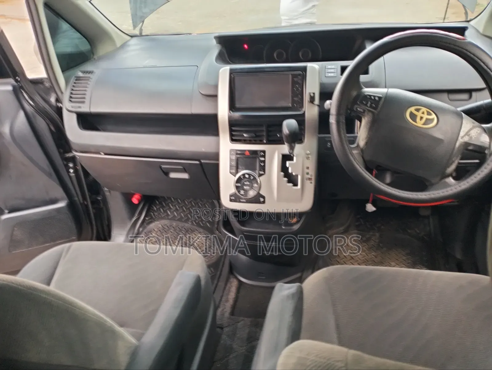 Toyota Noah 2010 Black