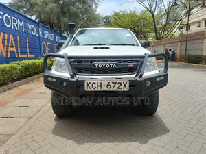 Toyota Hilux 2009 White