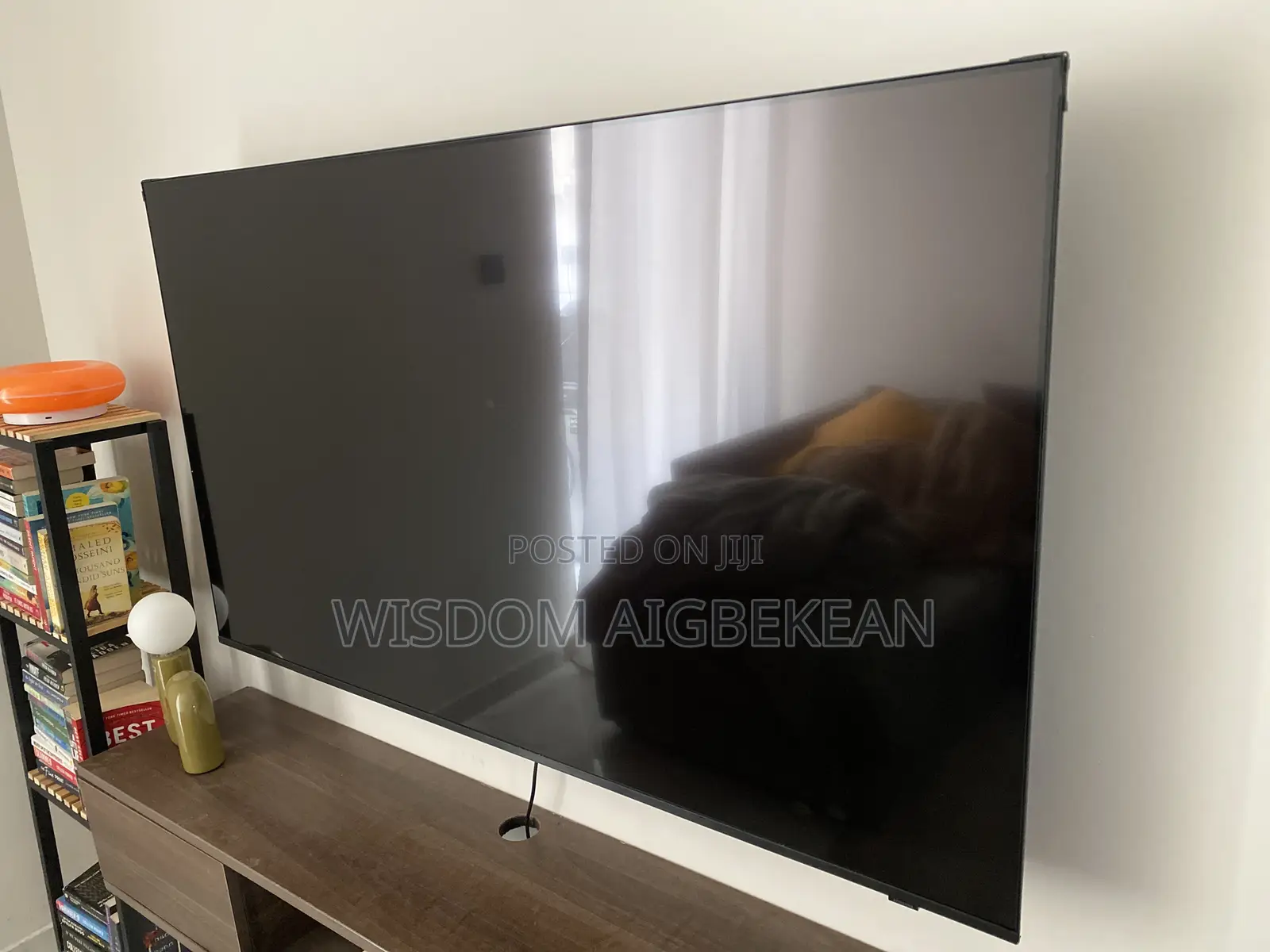 Samsung TV (55) Inches