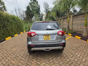 Suzuki Escudo 2016 Gray