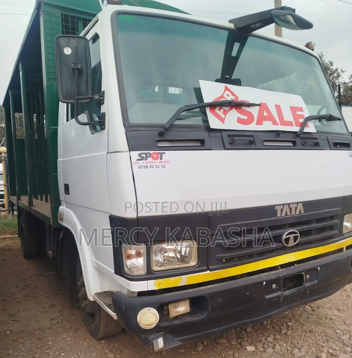 Tata LPT 809 Ex2 2021 White