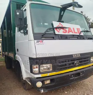 Tata LPT 809 Ex2 2021 White