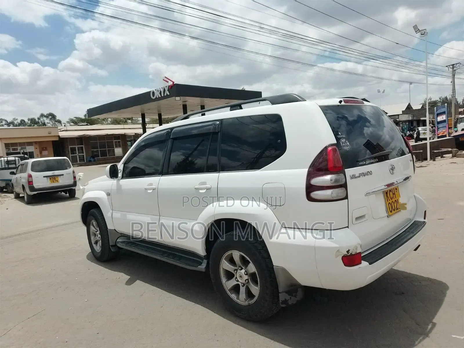 Toyota Land Cruiser 2009 White
