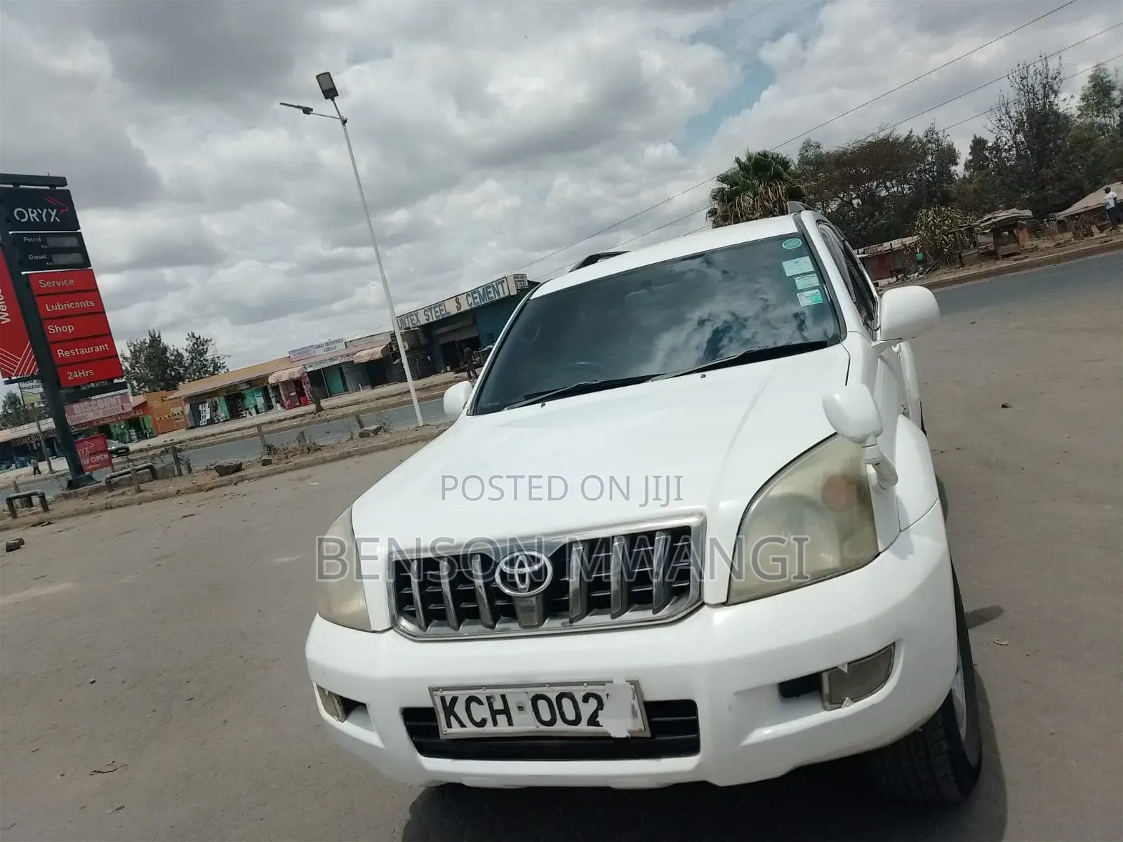 Toyota Land Cruiser 2009 White