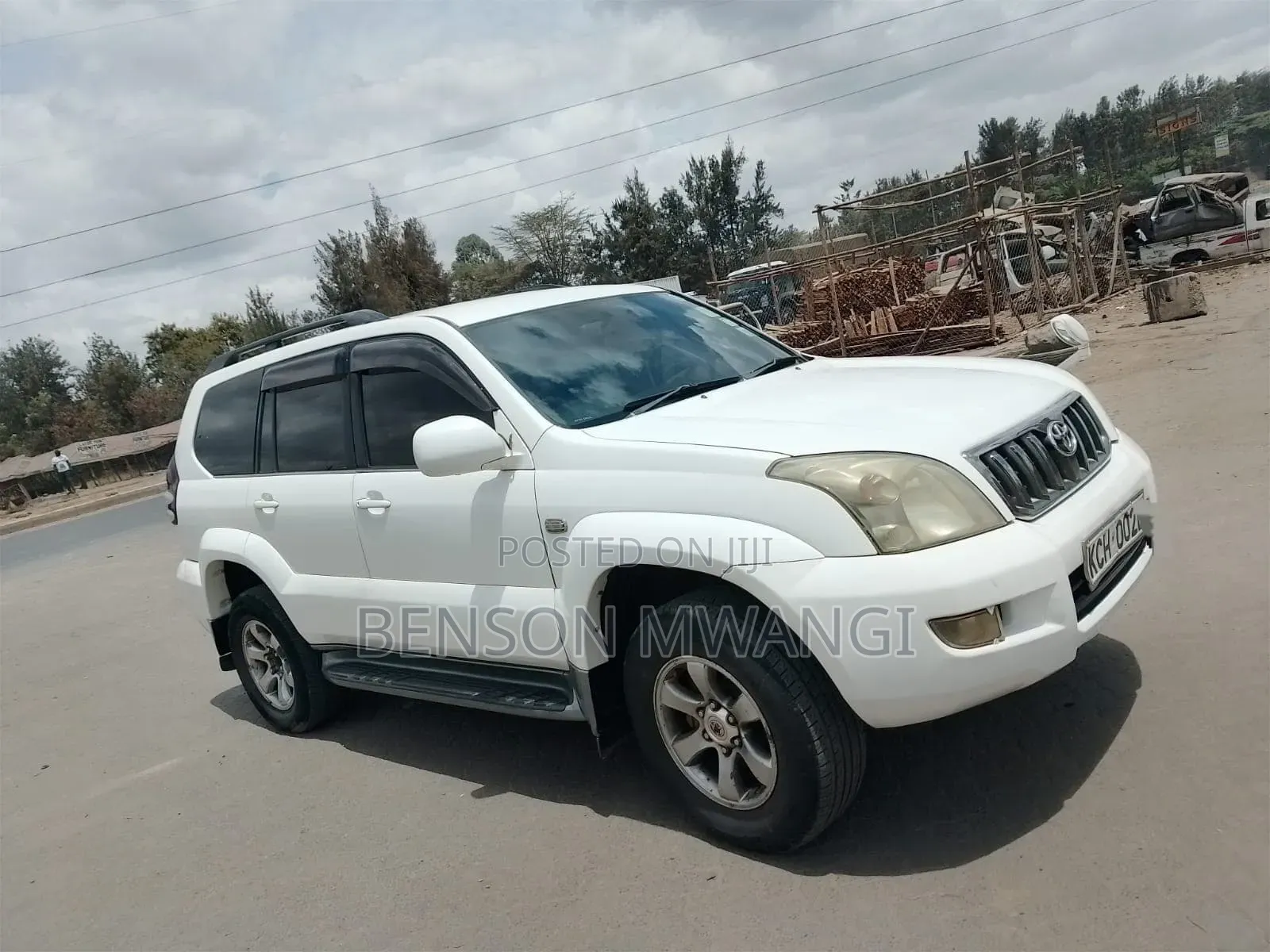 Toyota Land Cruiser 2009 White