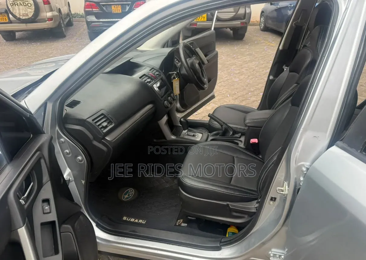 Subaru Forester 2013 Silver