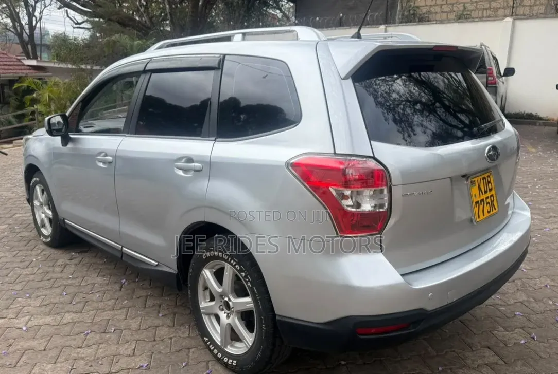 Subaru Forester 2013 Silver