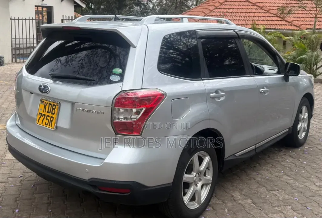 Subaru Forester 2013 Silver