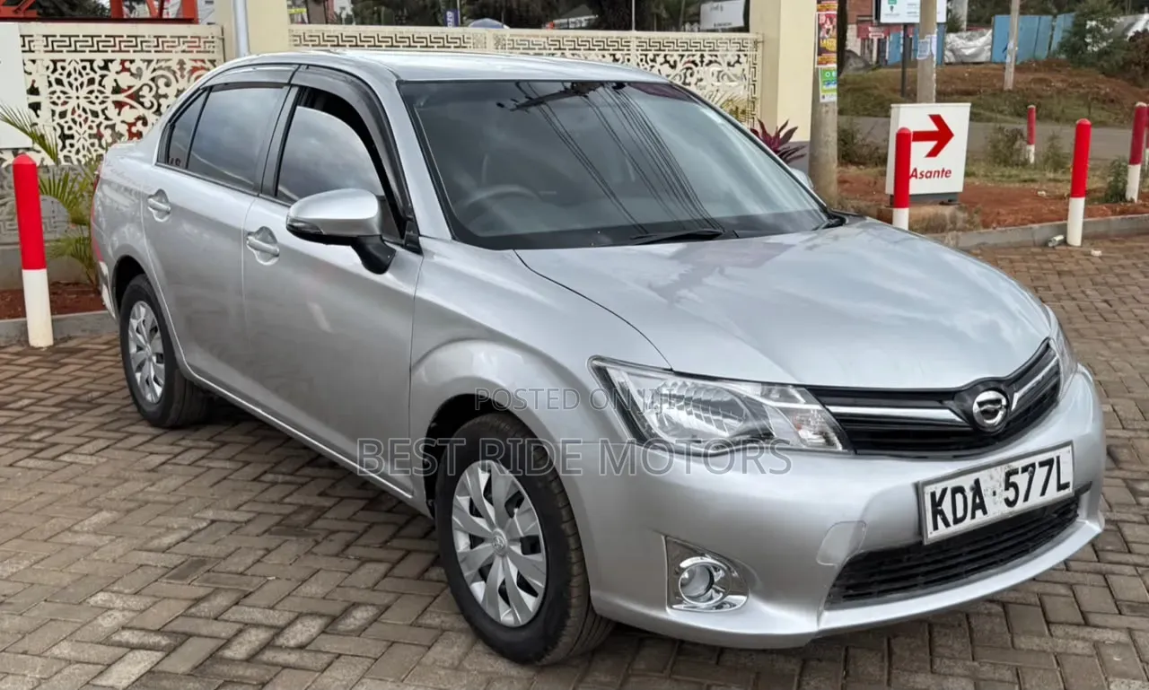 Toyota Axio 1.5 X 2WD 2013 Silver