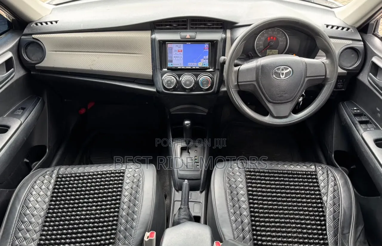 Toyota Axio 1.5 X 2WD 2013 Silver