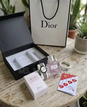 Ladies Miss Dior Blooming Bouquet Gift Set: