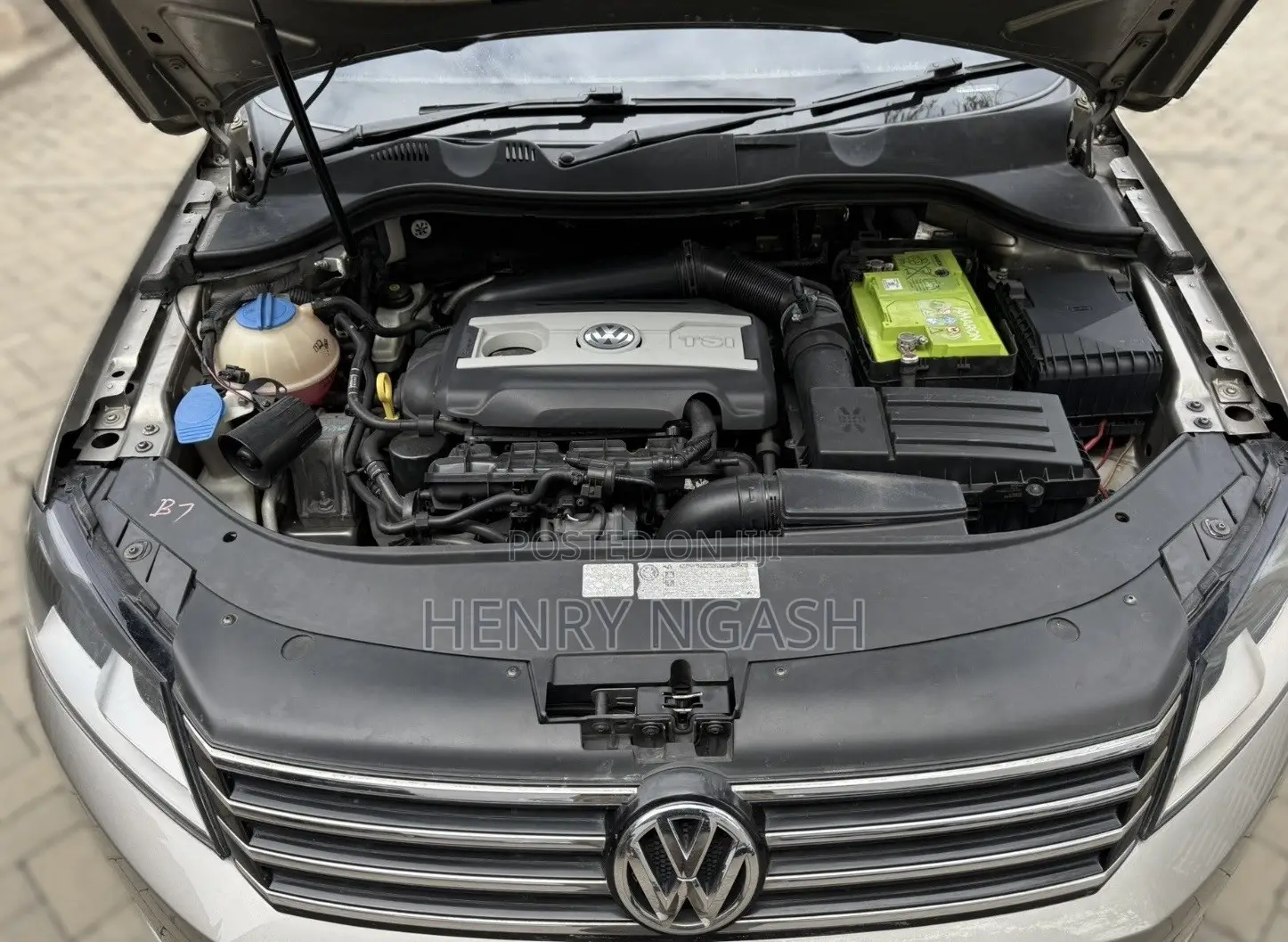 Volkswagen Passat 2014 Brown