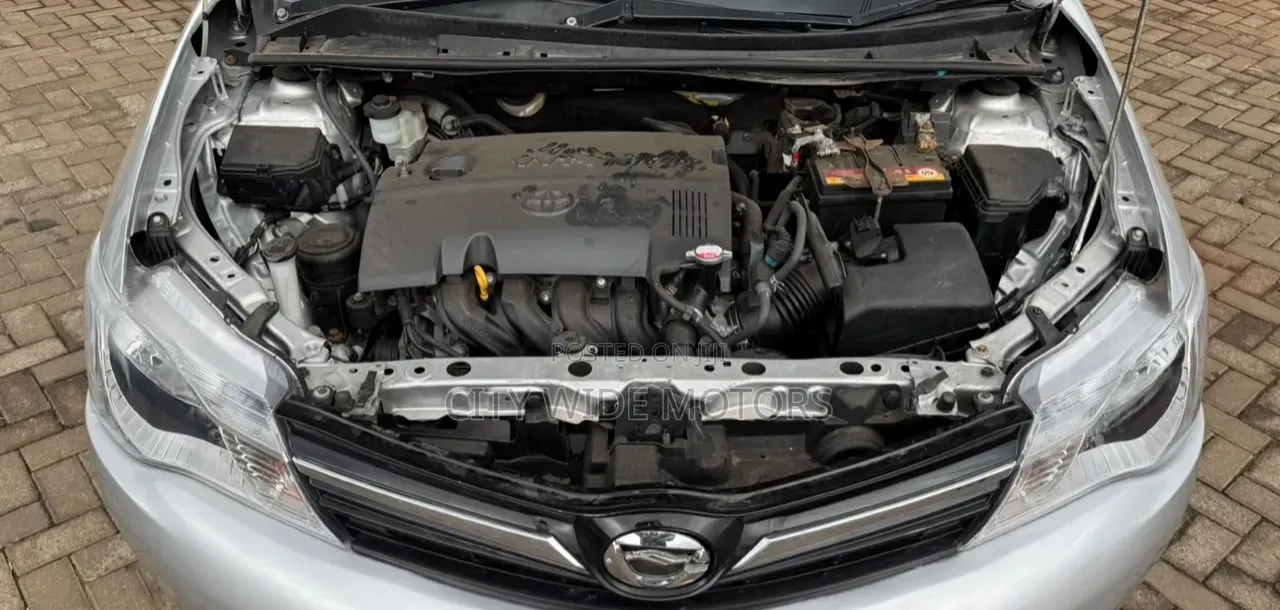 Toyota Axio 1.5 G 2WD 2013 Silver