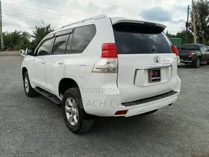 Toyota Land Cruiser Prado 2010 White
