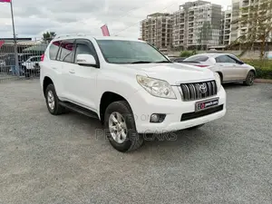 Toyota Land Cruiser Prado 2010 White