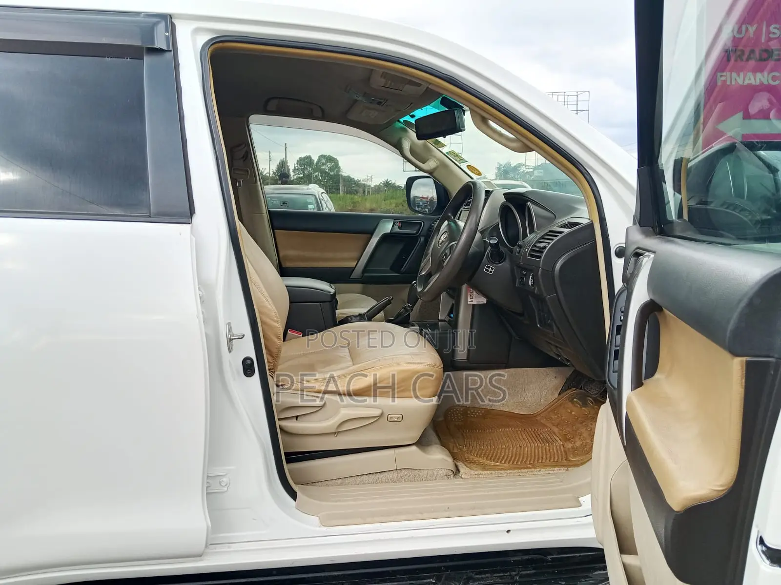 Toyota Land Cruiser Prado 2010 White