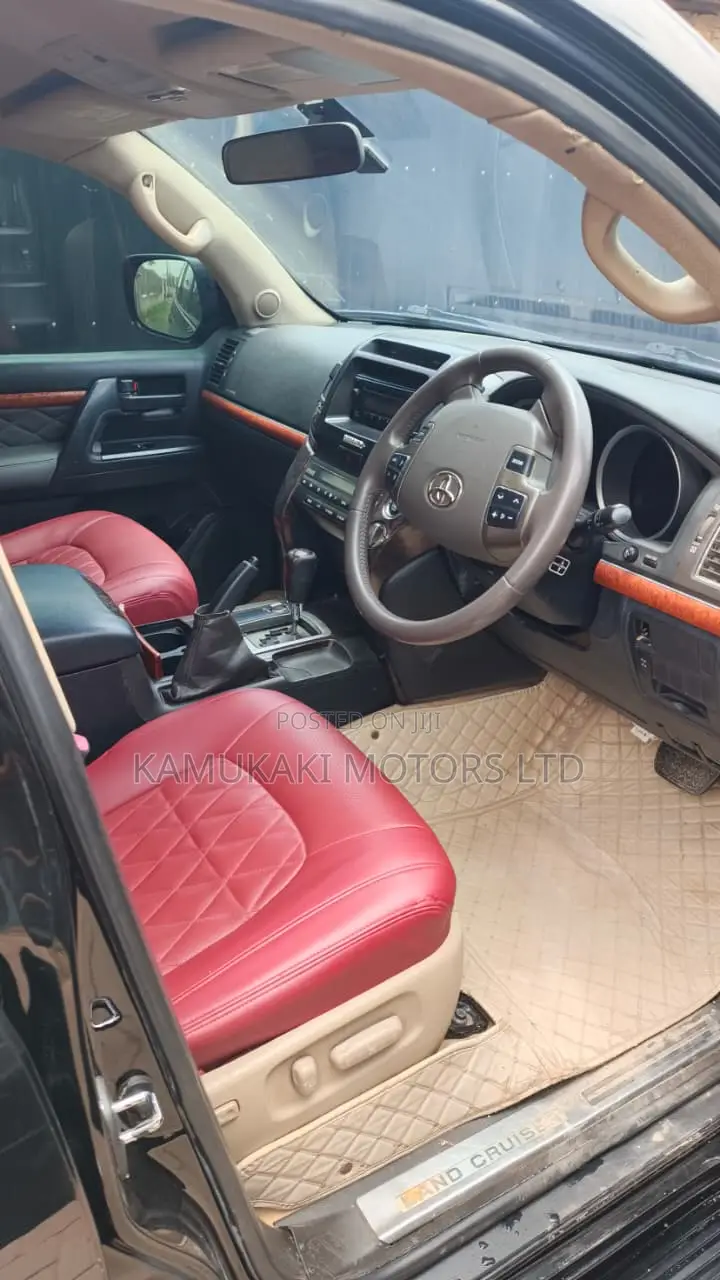 Toyota Land Cruiser 4.7 VX-R 2009 Black