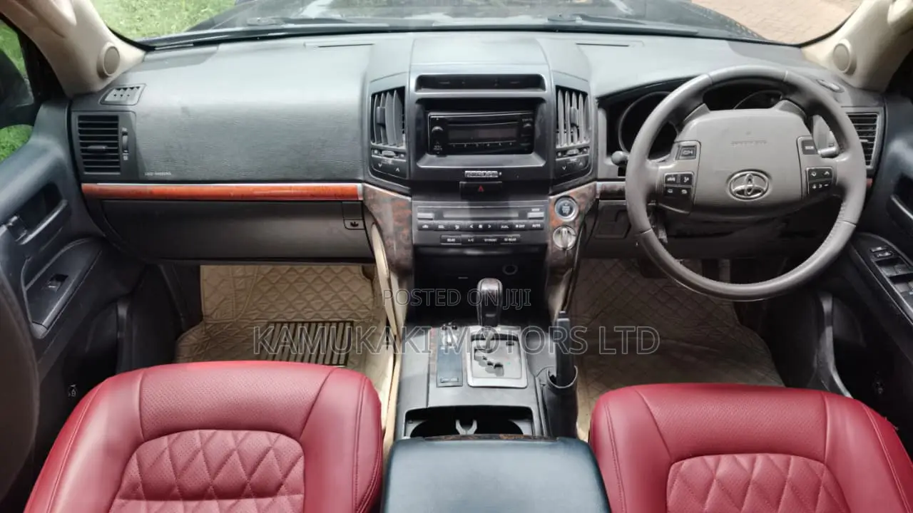 Toyota Land Cruiser 4.7 VX-R 2009 Black
