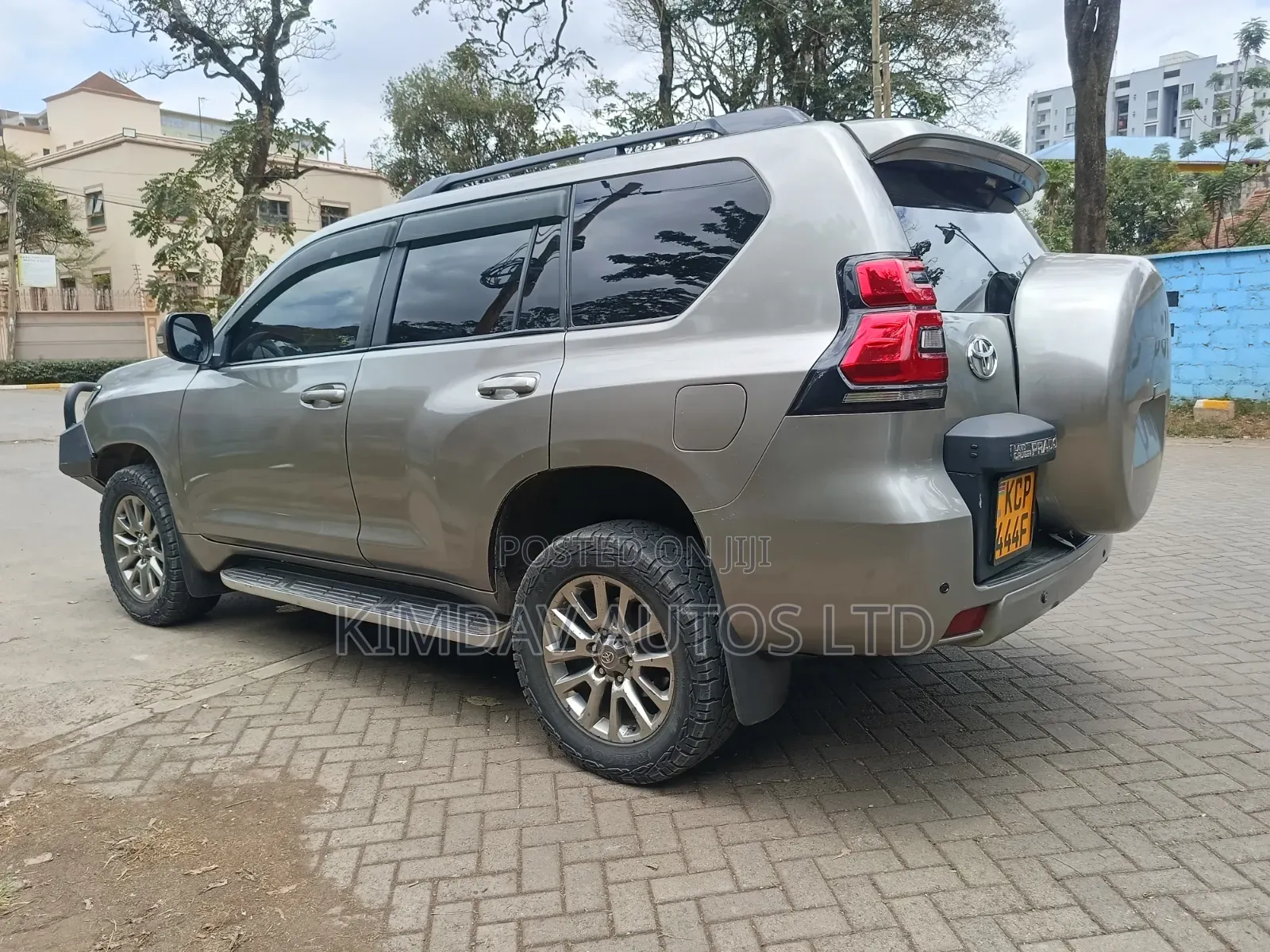 Toyota Land Cruiser Prado 3.0 TD 2011 Brown