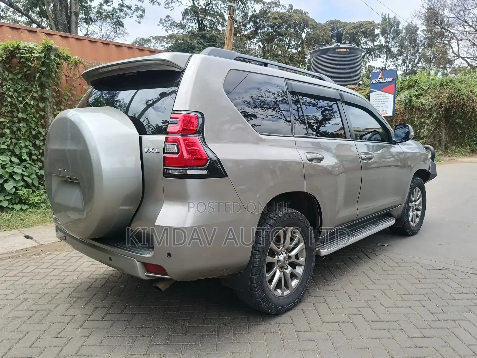 Toyota Land Cruiser Prado 3.0 TD 2011 Brown