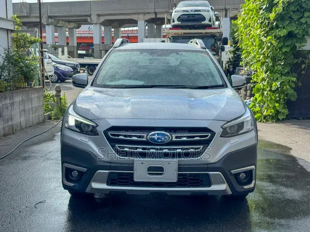 Subaru Outback 2023 Silver