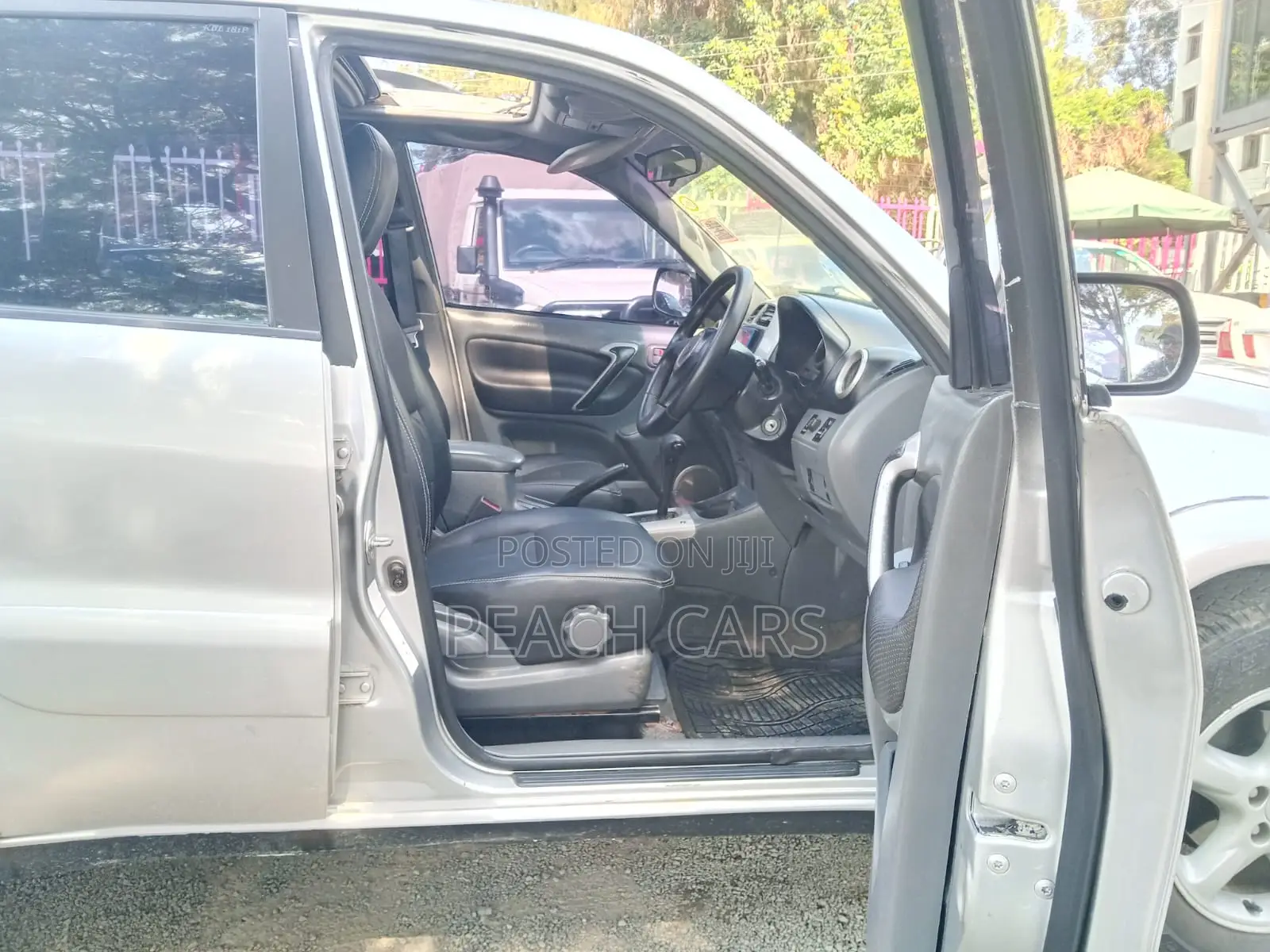 Toyota RAV4 Automatic 2003 Silver