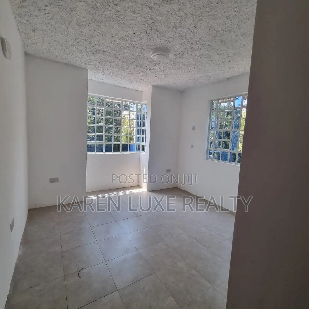 4bdrm Mansion in Karen Near The Hub for rent