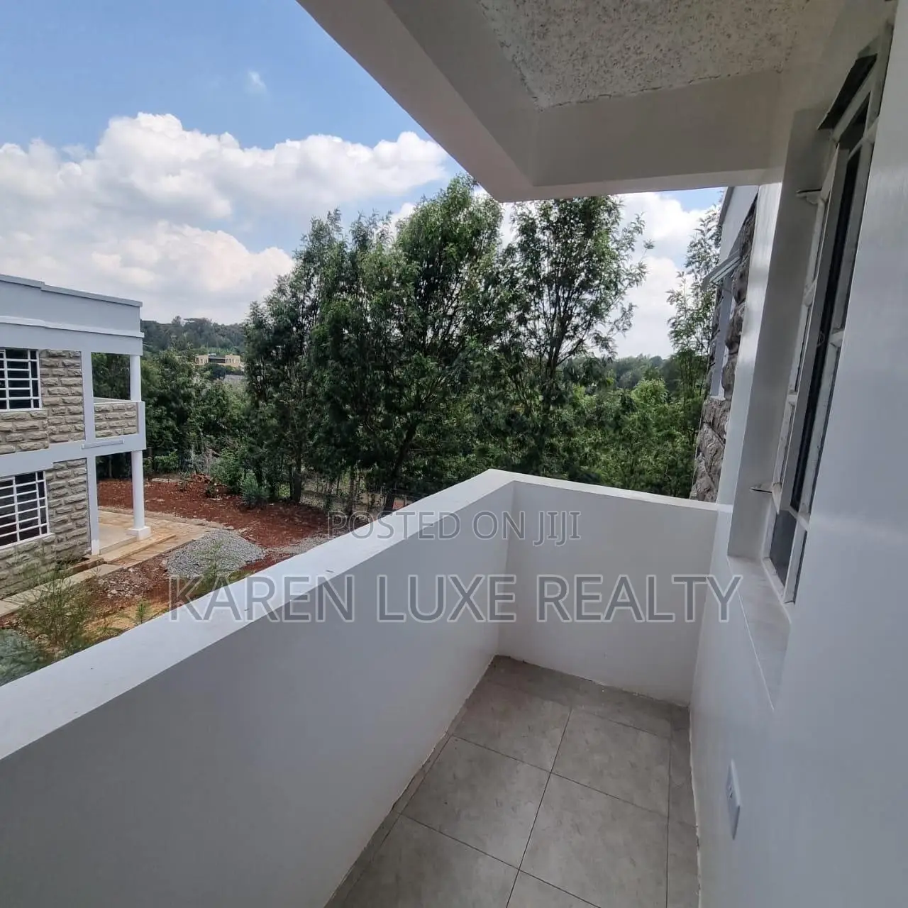 4bdrm Mansion in Karen Near The Hub for rent