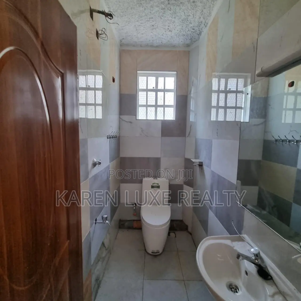 4bdrm Mansion in Karen Near The Hub for rent