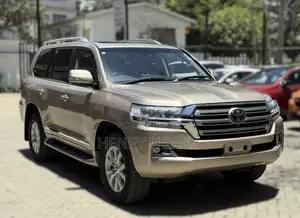 Toyota Land Cruiser 2018 Gold