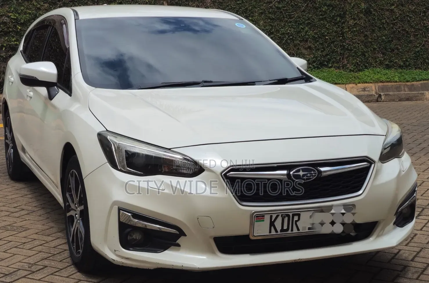 Subaru Impreza 2.0i AWD Hatchback 2017 Pearl