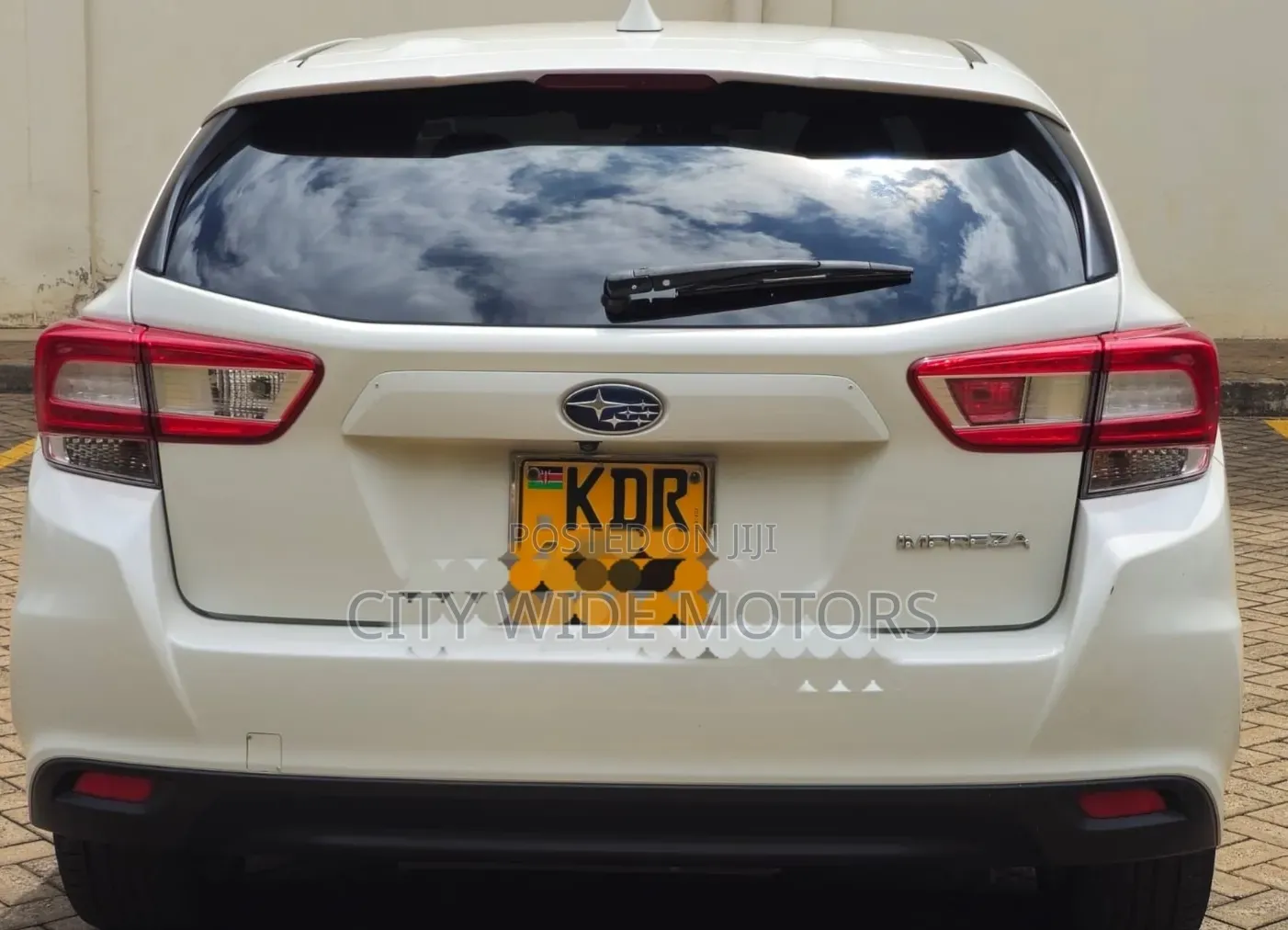 Subaru Impreza 2.0i AWD Hatchback 2017 Pearl