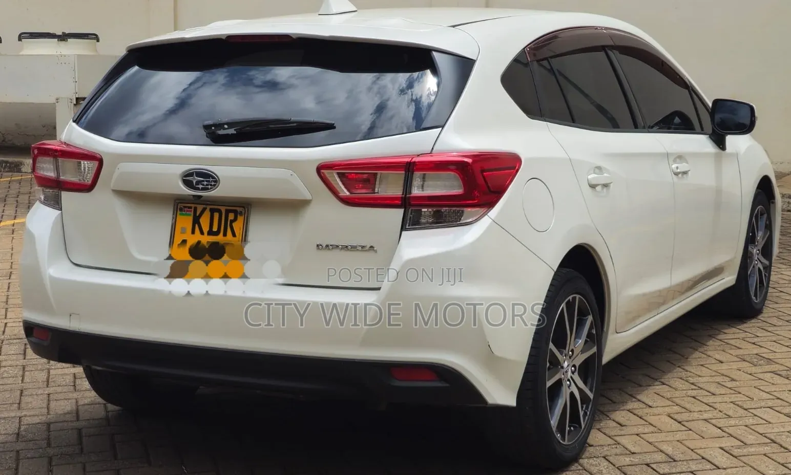 Subaru Impreza 2.0i AWD Hatchback 2017 Pearl