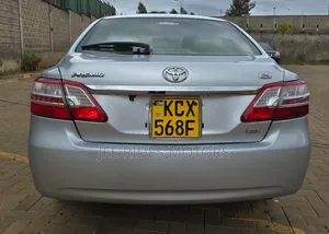 Toyota Premio 2012 Silver