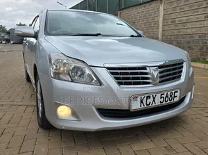 Toyota Premio 2012 Silver