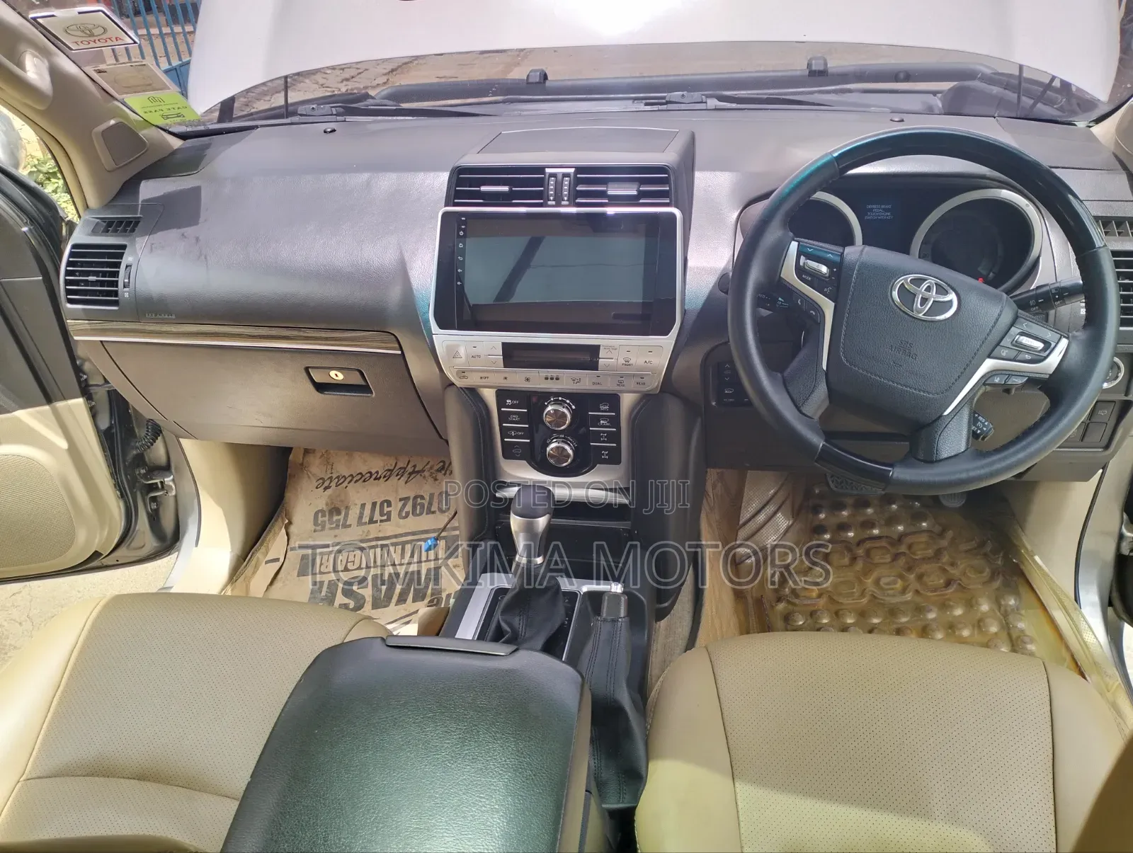 Toyota Land Cruiser Prado 2011 Gray