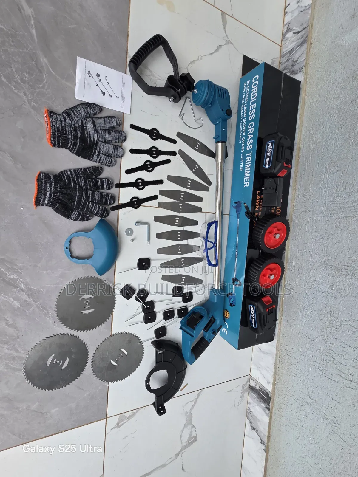 Makita Cordless Brushcutter
