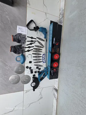 Makita Cordless Brushcutter