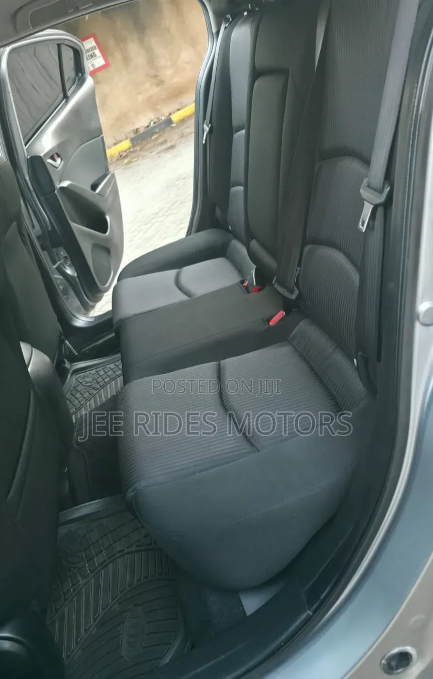 Mazda Axela 2015 Silver
