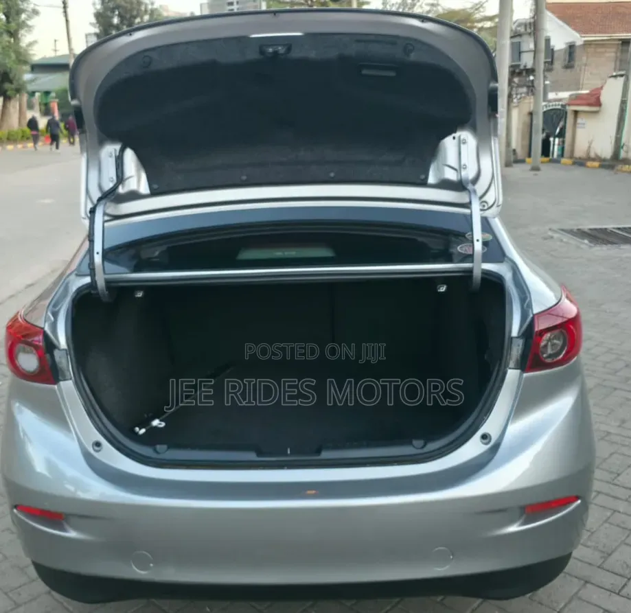 Mazda Axela 2015 Silver