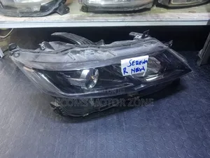 Nissan Serena 2018 Headlight