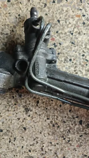 Toyota Ipsum Steering Rack